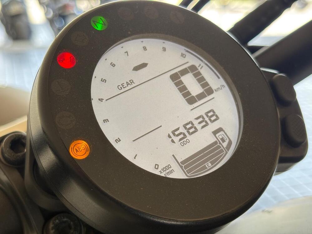 Yamaha XSR 700 ABS (2016 - 20) (8)