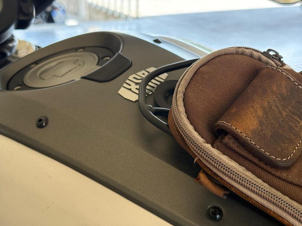 Yamaha XSR 700 ABS (2016 - 20) (9)