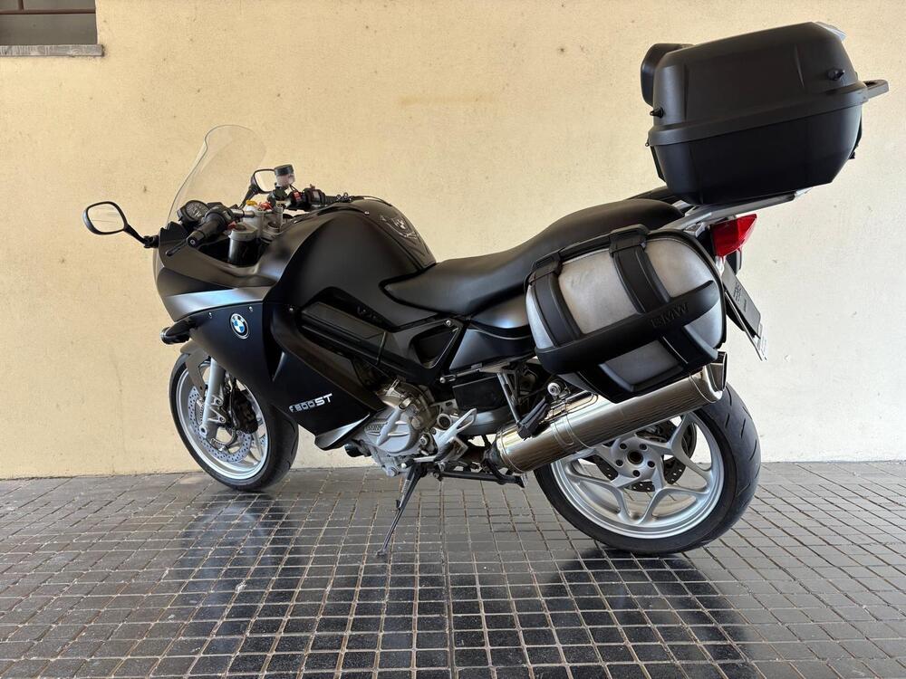 Bmw F 800 ST (9)