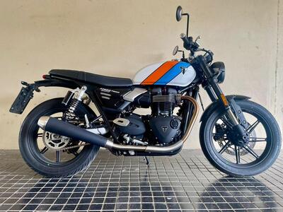 Triumph Speed Twin 900 (2025) usata