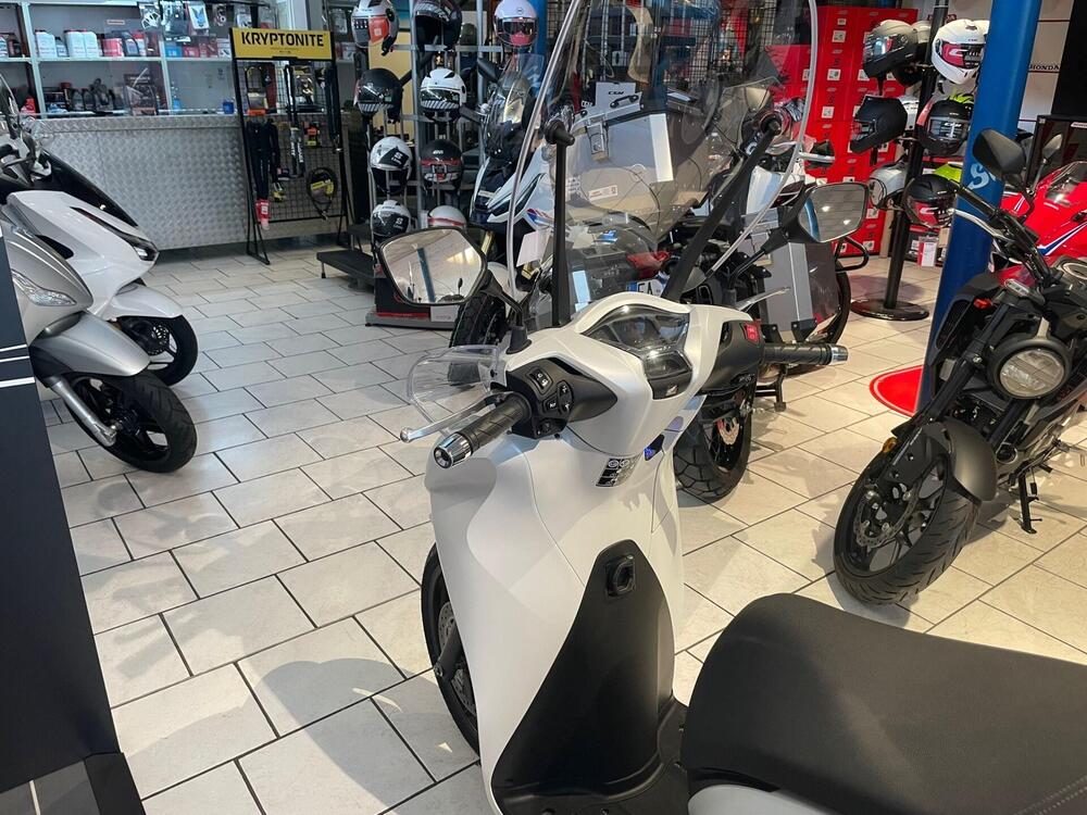 Honda SH 350 (2021 - 24) (4)