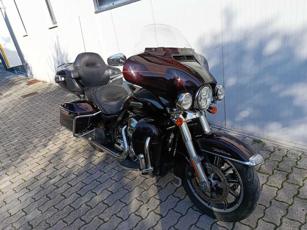 Harley-Davidson 1690 Electra Glide Ultra Classic (2014 - 16) - FLHTCU (2)