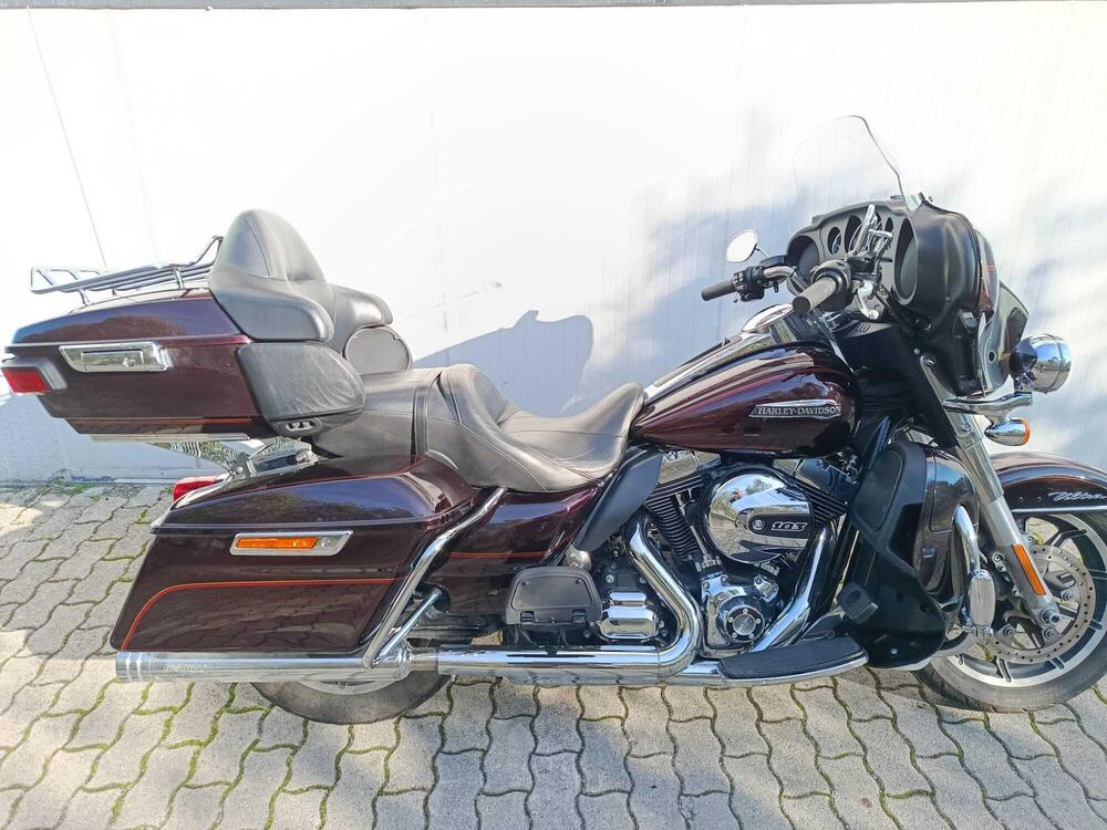 Harley-Davidson 1690 Electra Glide Ultra Classic (2014 - 16) - FLHTCU (3)