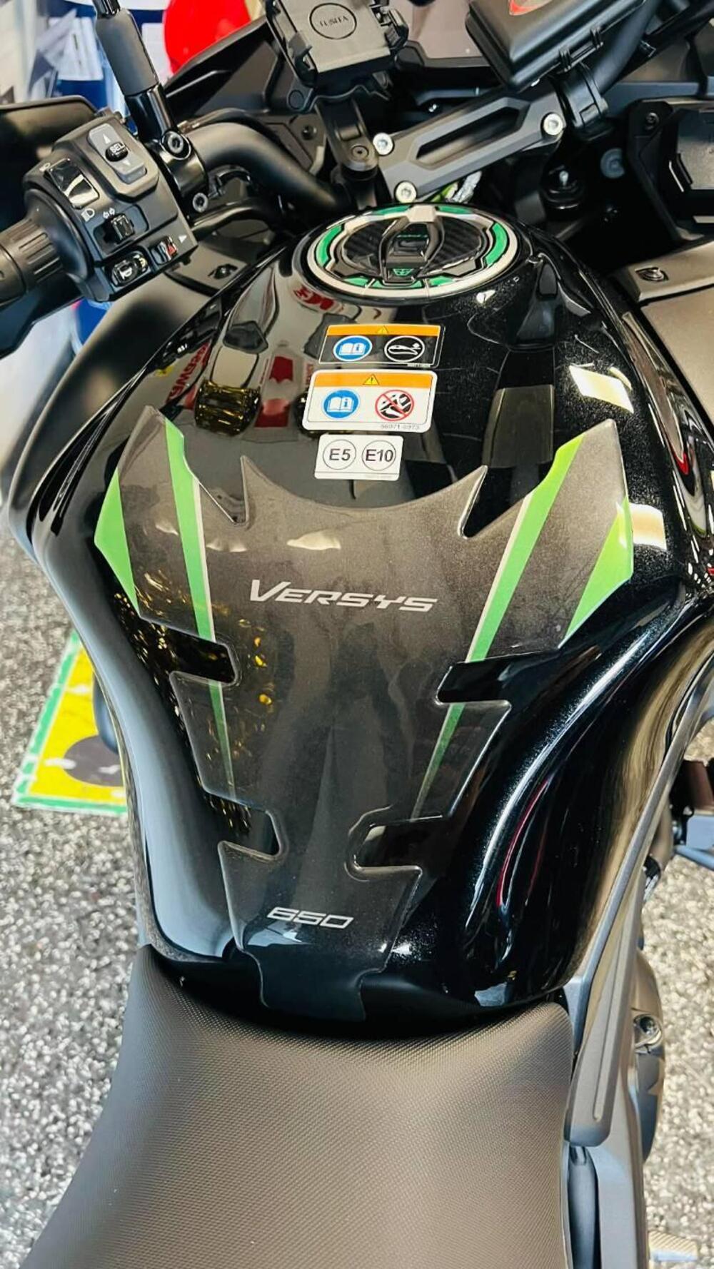 Kawasaki Versys 650 (2025 - 26) (3)