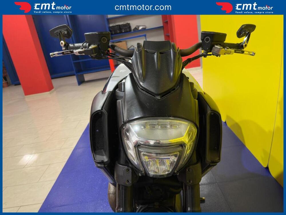 Ducati Diavel 1200 Carbon (2014 - 16) (4)