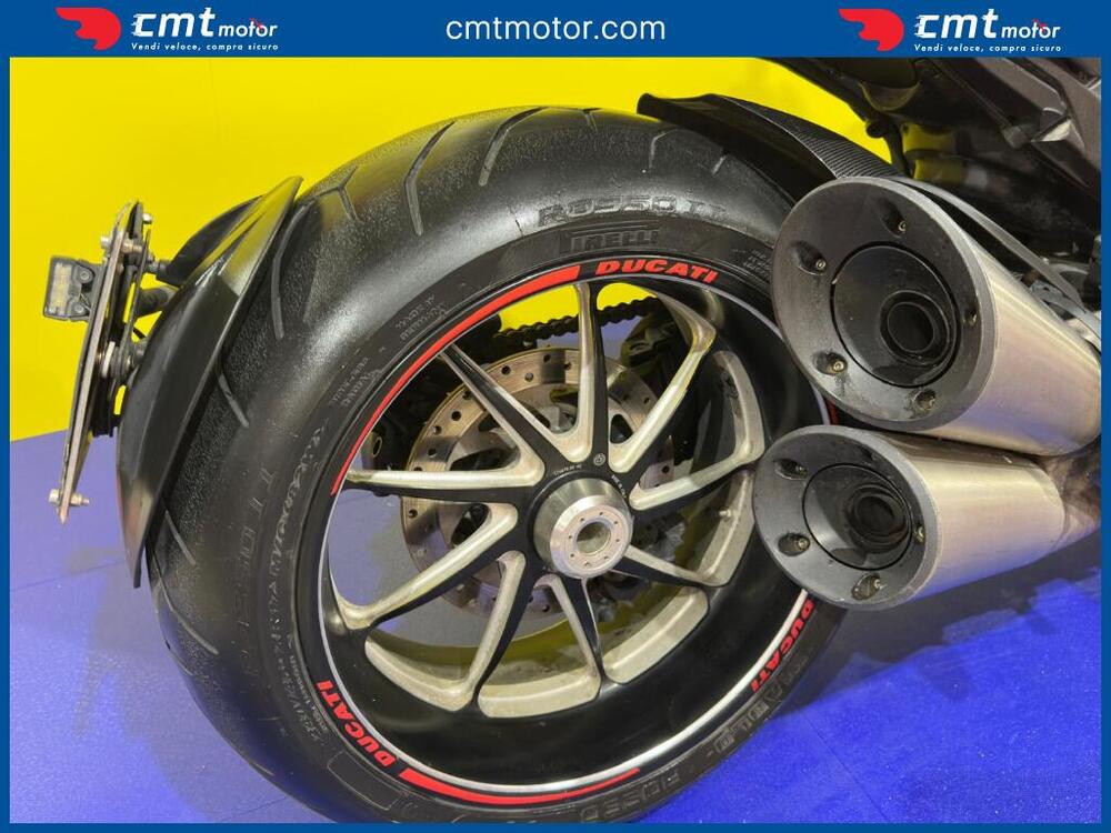 Ducati Diavel 1200 Carbon (2014 - 16) (6)