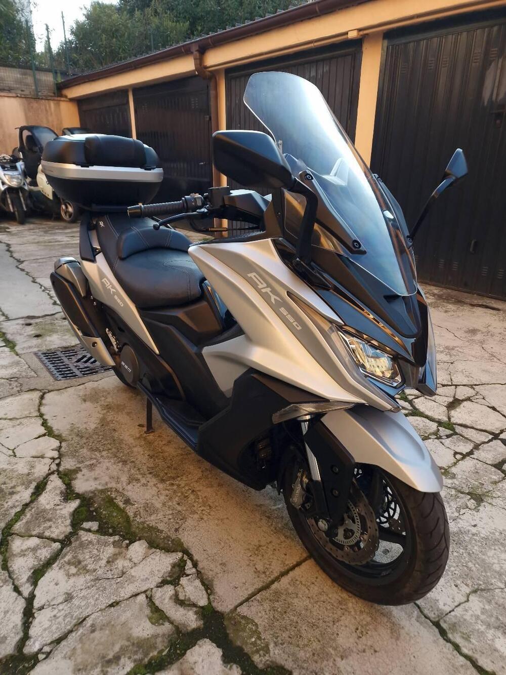 Kymco AK 550 (2017 - 19) (2)