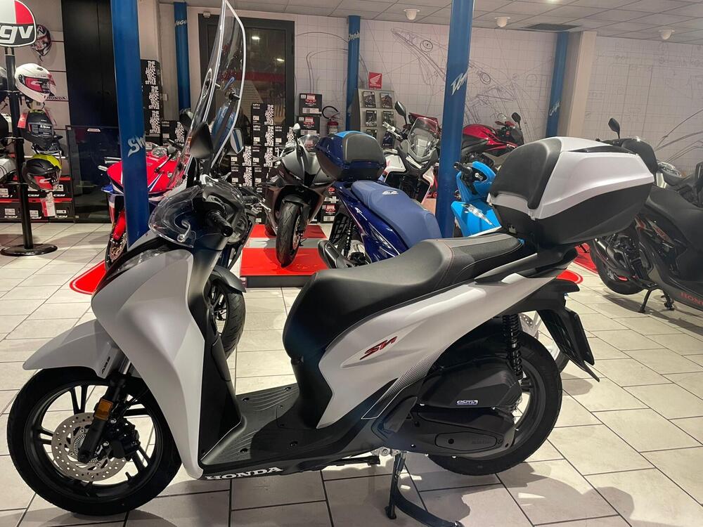 Honda SH 125i Sport (2024 - 25) (3)
