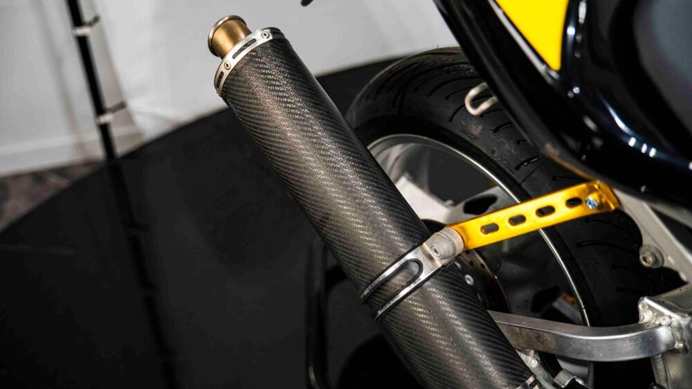 Suzuki GSX R 750 (1999 - 03) (11)