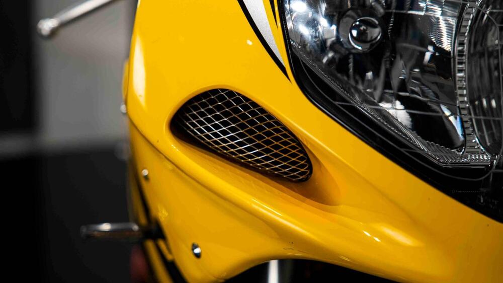 Suzuki GSX R 750 (1999 - 03) (14)