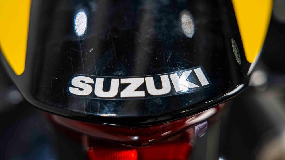 Suzuki GSX R 750 (1999 - 03) (18)