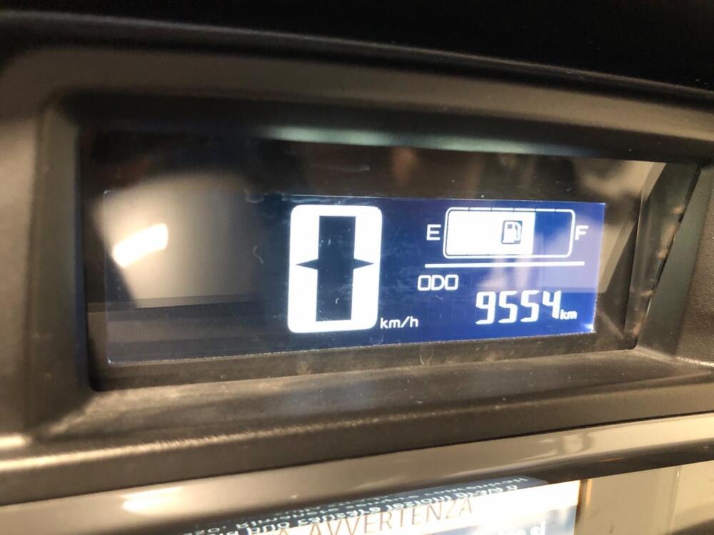 Yamaha X-Max 300 Tech Max (2021 - 24) (2)