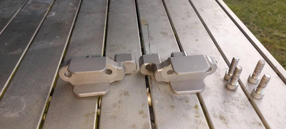 Optional bmw r 1200 rs dal 2015 al 2019 Akrapovic (8)