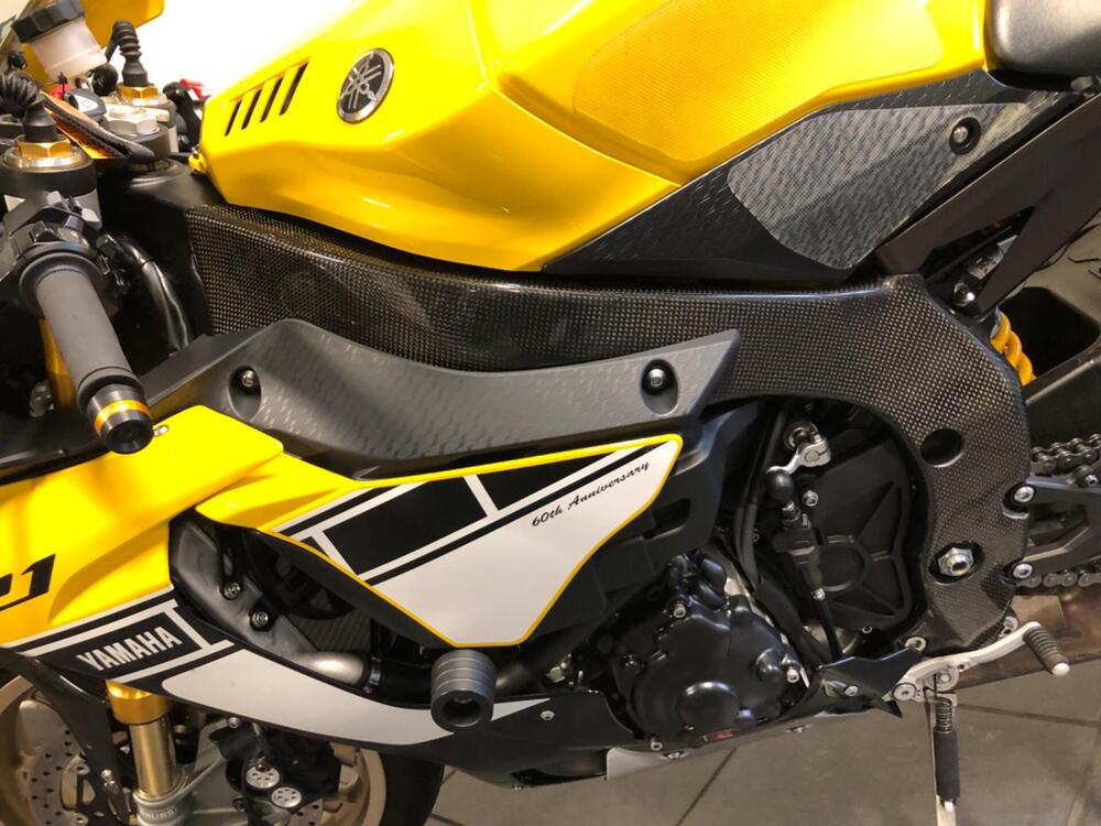Yamaha YZF R1 60th Anniversary (2015 - 16) (6)