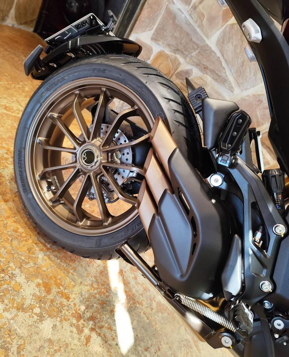 MV Agusta Turismo Veloce 800 Lusso SCS (2021 - 26) (16)