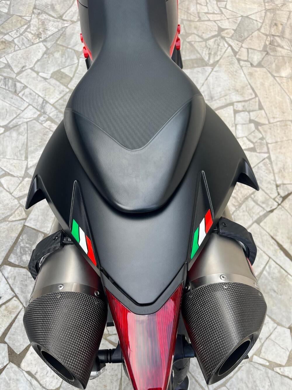 Aprilia Dorsoduro 900 (2017 - 20) (5)