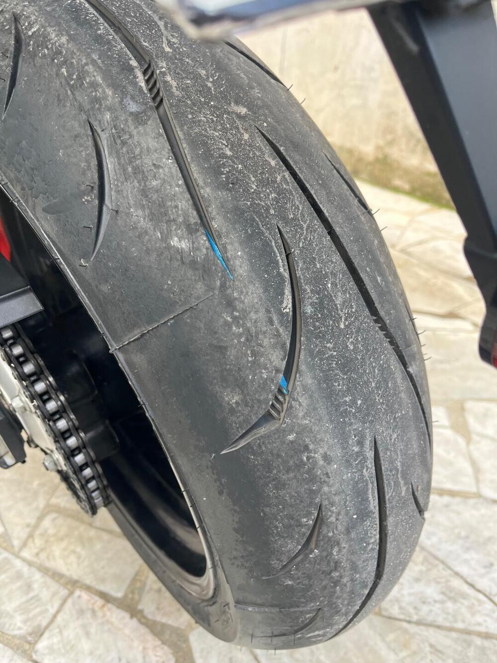 Aprilia Dorsoduro 900 (2017 - 20) (8)