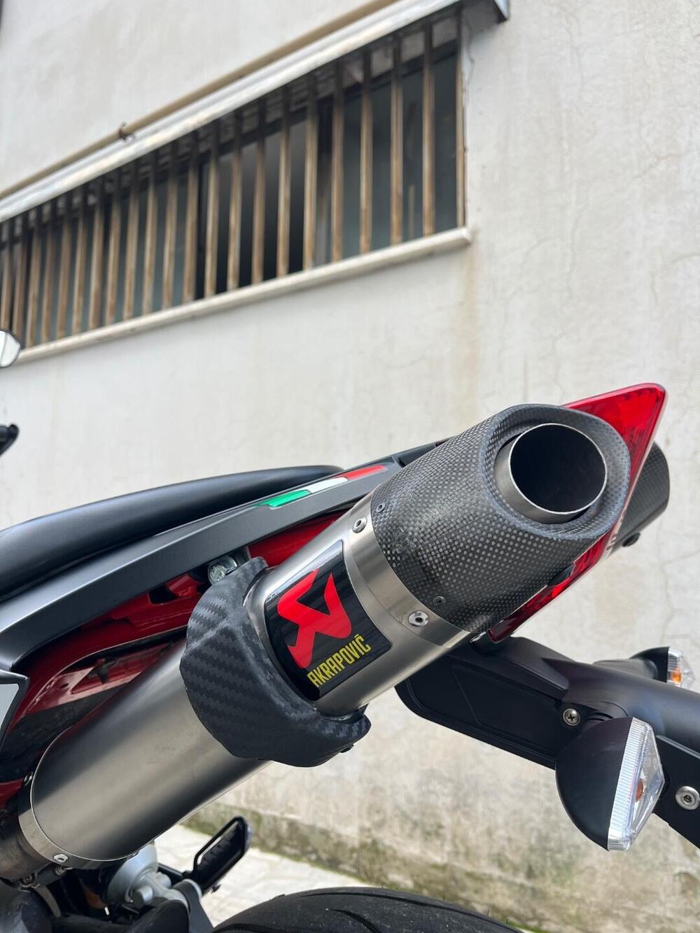 Aprilia Dorsoduro 900 (2017 - 20) (9)