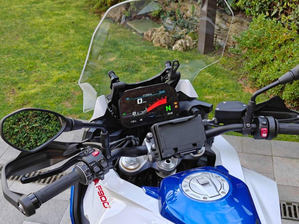 Bmw F 900 XR (2025) (4)