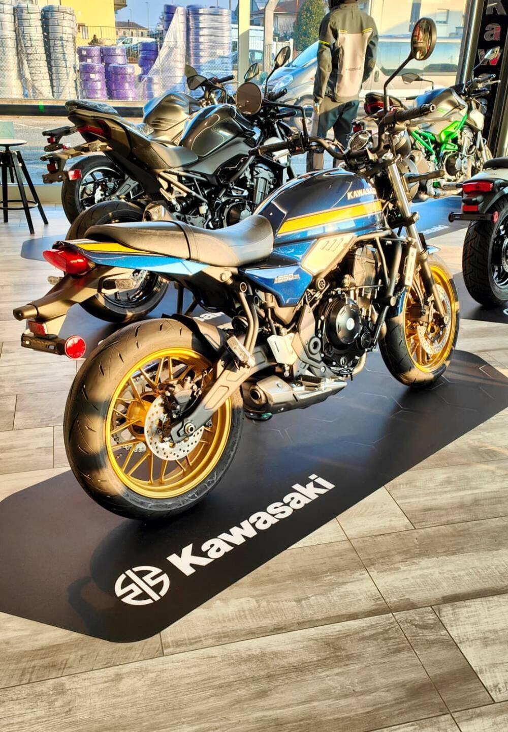 Kawasaki Z 650 RS (2025 - 26) (2)