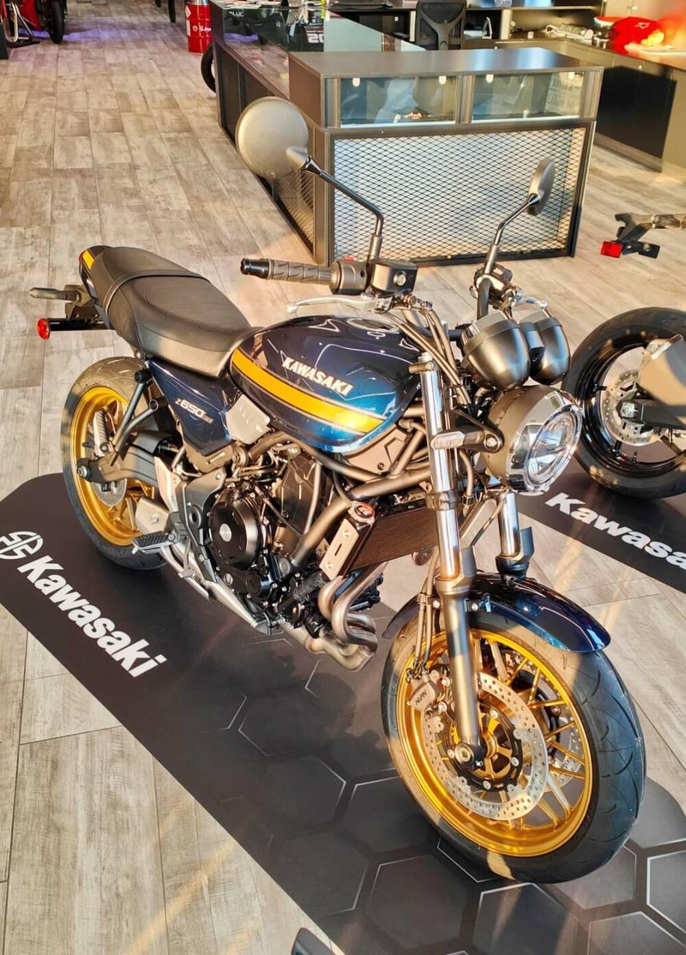 Kawasaki Z 650 RS (2025 - 26) (3)