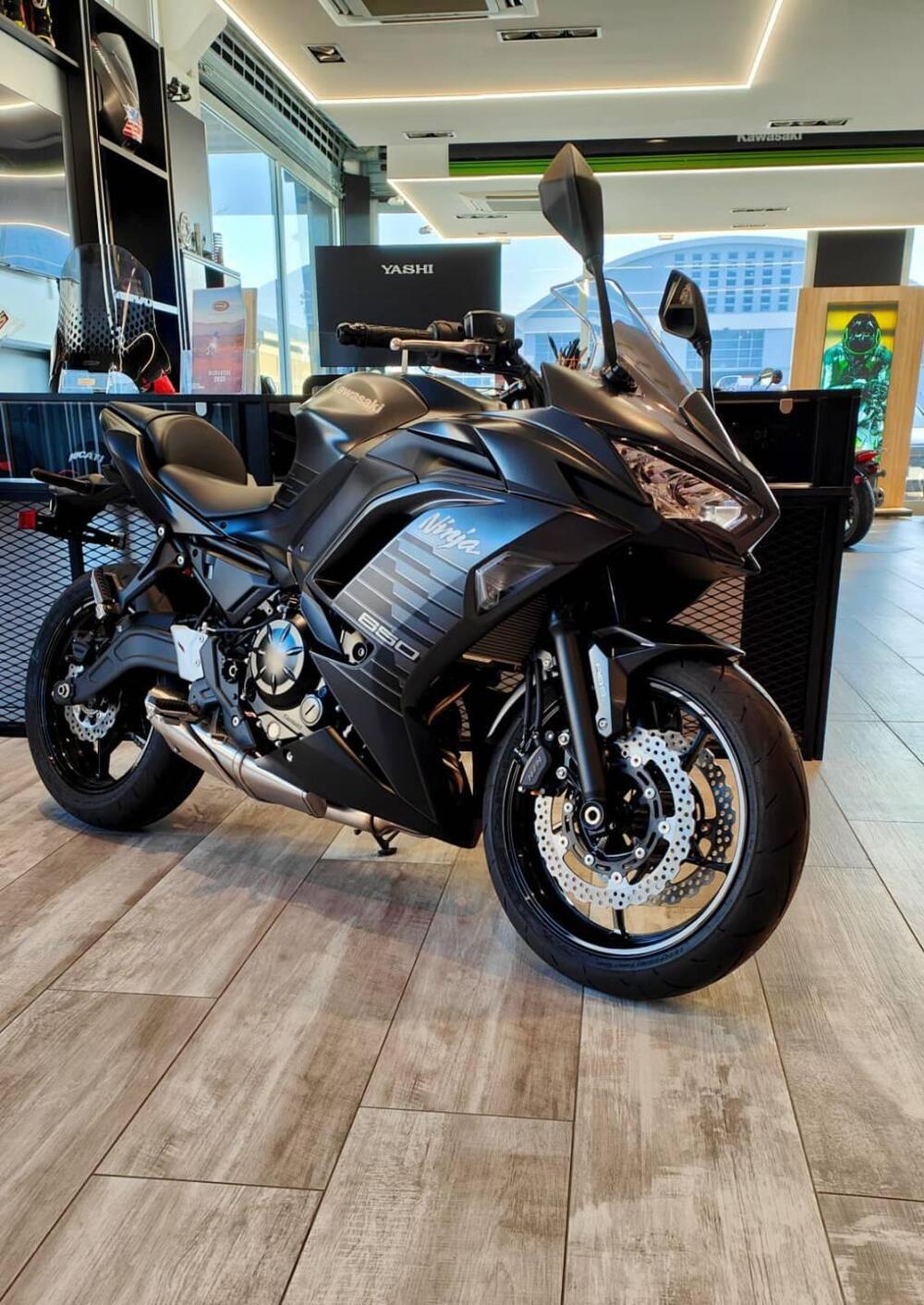 Kawasaki Ninja 650 (2025 - 26) (2)