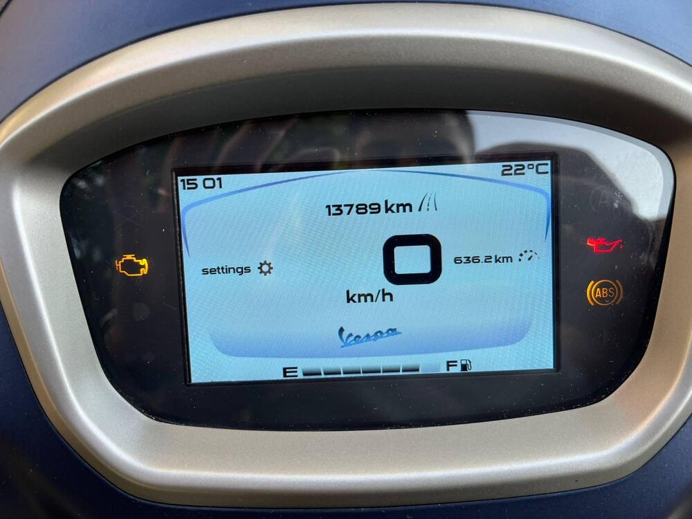 Vespa GTS 300 Super Tech (2023 - 24) (3)