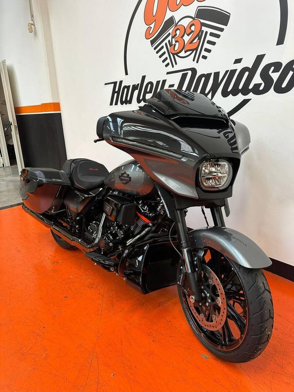 Harley-Davidson CVO Street Glide (2025) (3)