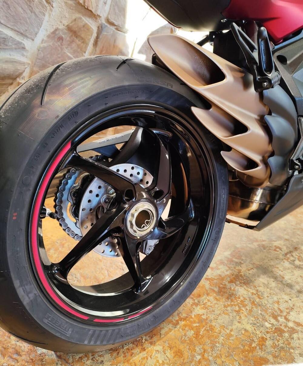 MV Agusta F3 800 RR (2022 - 25) (17)