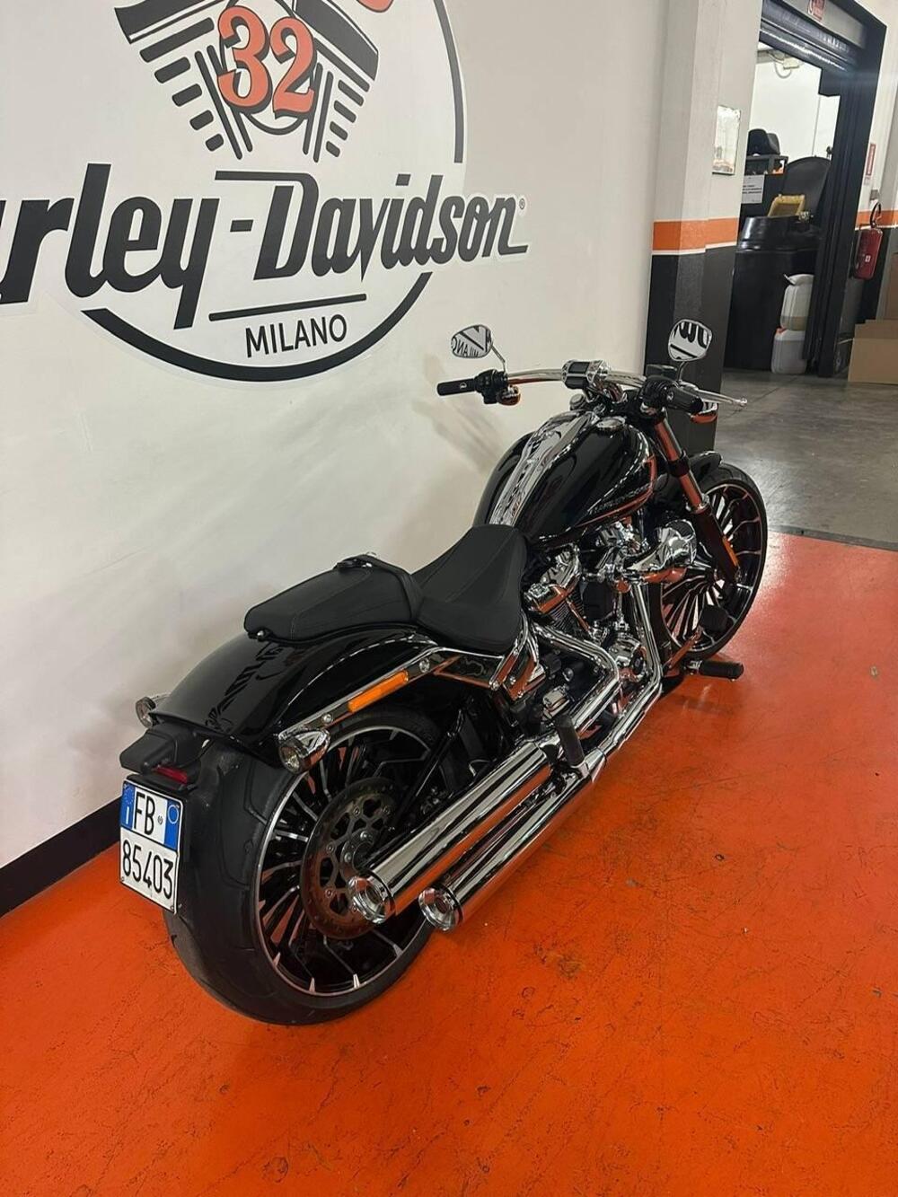 Harley-Davidson Breakout 117 (2023 - 24) (3)