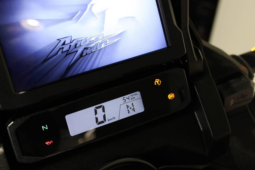 Honda Africa Twin CRF 1100L ES DCT (2024 - 25) (6)