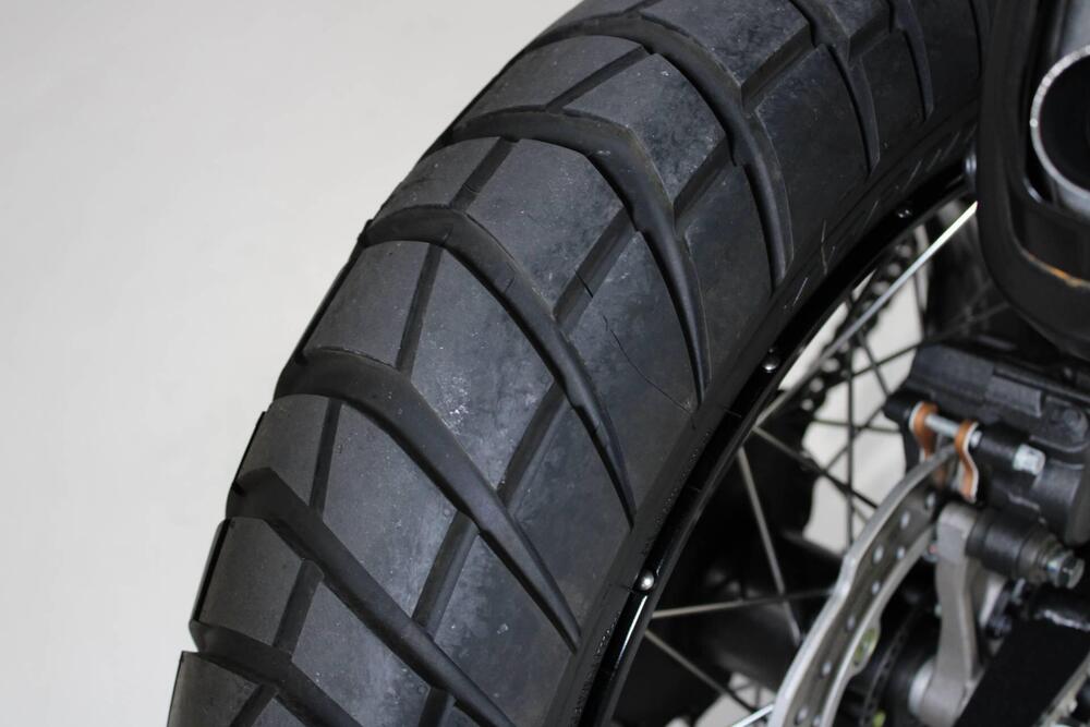 Honda Africa Twin CRF 1100L ES DCT (2024 - 25) (9)