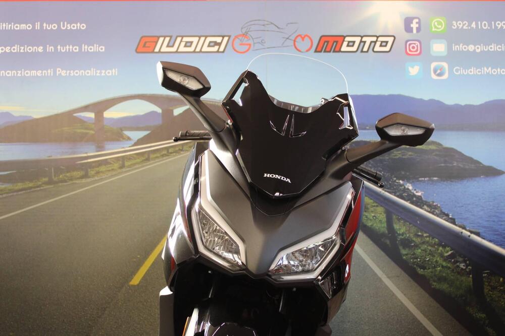 Honda Forza 350 (2025) (9)