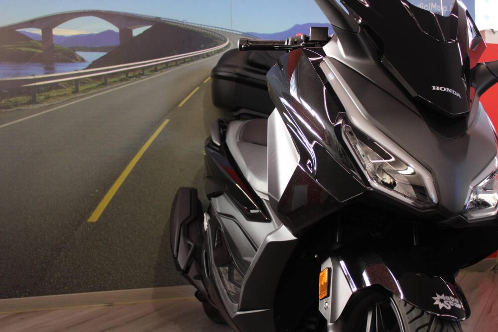 Honda Forza 350 (2025) (10)