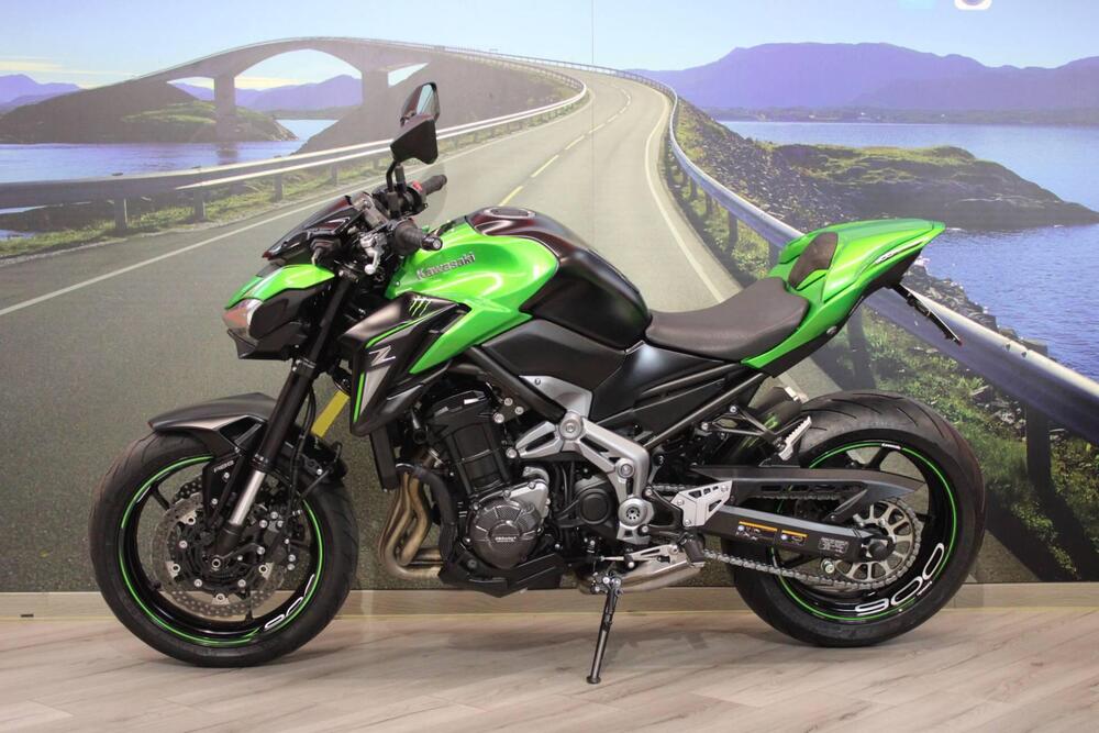 Kawasaki Z 900 (2017 - 18) (7)