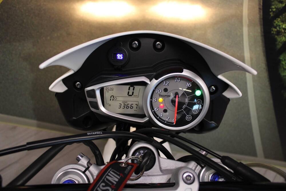 Triumph Street Triple R (2009 - 12) (6)