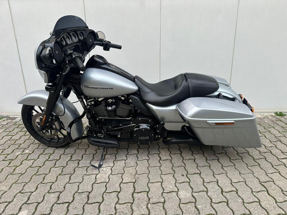 Harley-Davidson 114 Street Glide Special (2019 - 20) - FLHXS (5)