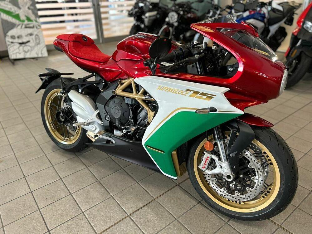 MV Agusta Superveloce 800 S (2021 - 25)