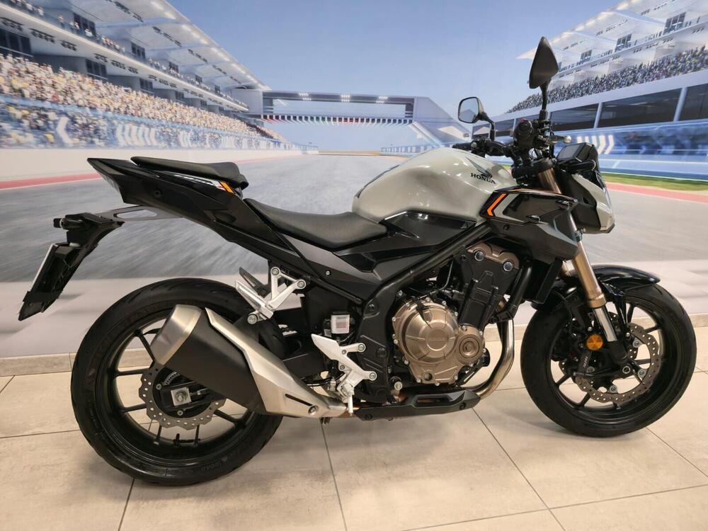 Honda CB 500 F (2022 - 23) (4)
