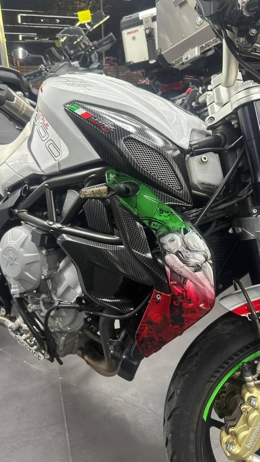 MV Agusta Brutale 800 (2012 - 15) (6)
