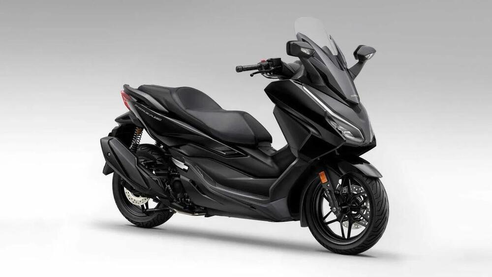 Honda Forza 350 (2025)