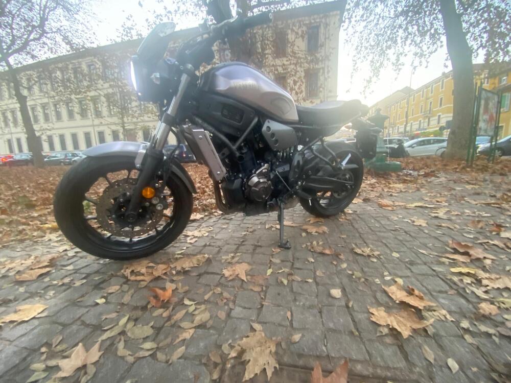 Yamaha XSR 700 ABS 60th Anniversary (2016 - 18) (2)