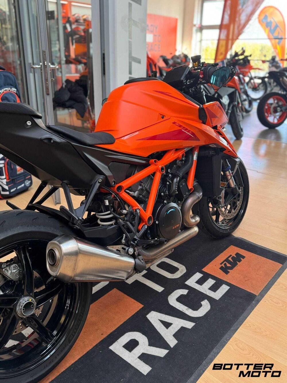 KTM 1390 Super Duke R EVO (2024 - 26) (2)