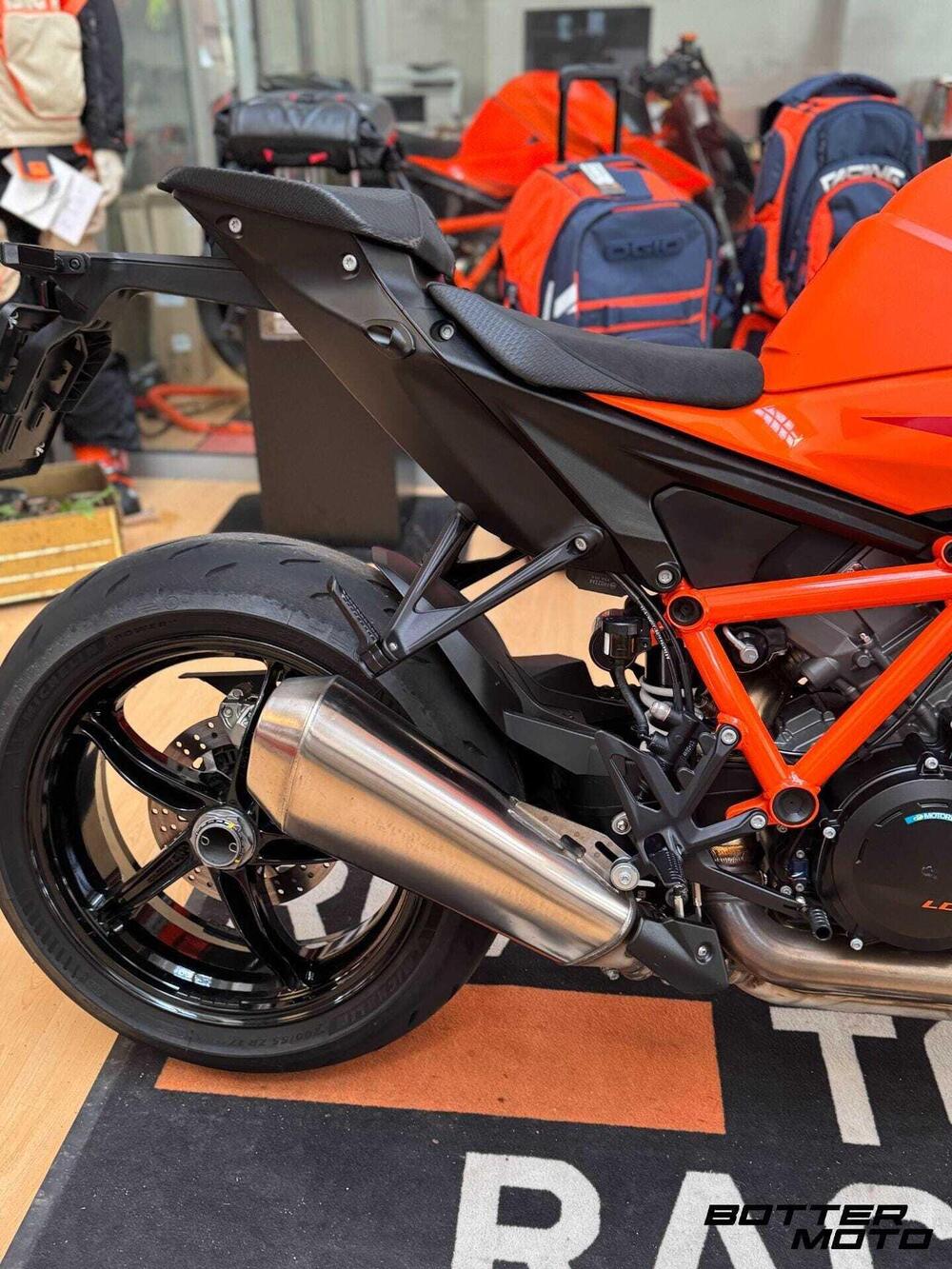 KTM 1390 Super Duke R EVO (2024 - 26) (4)