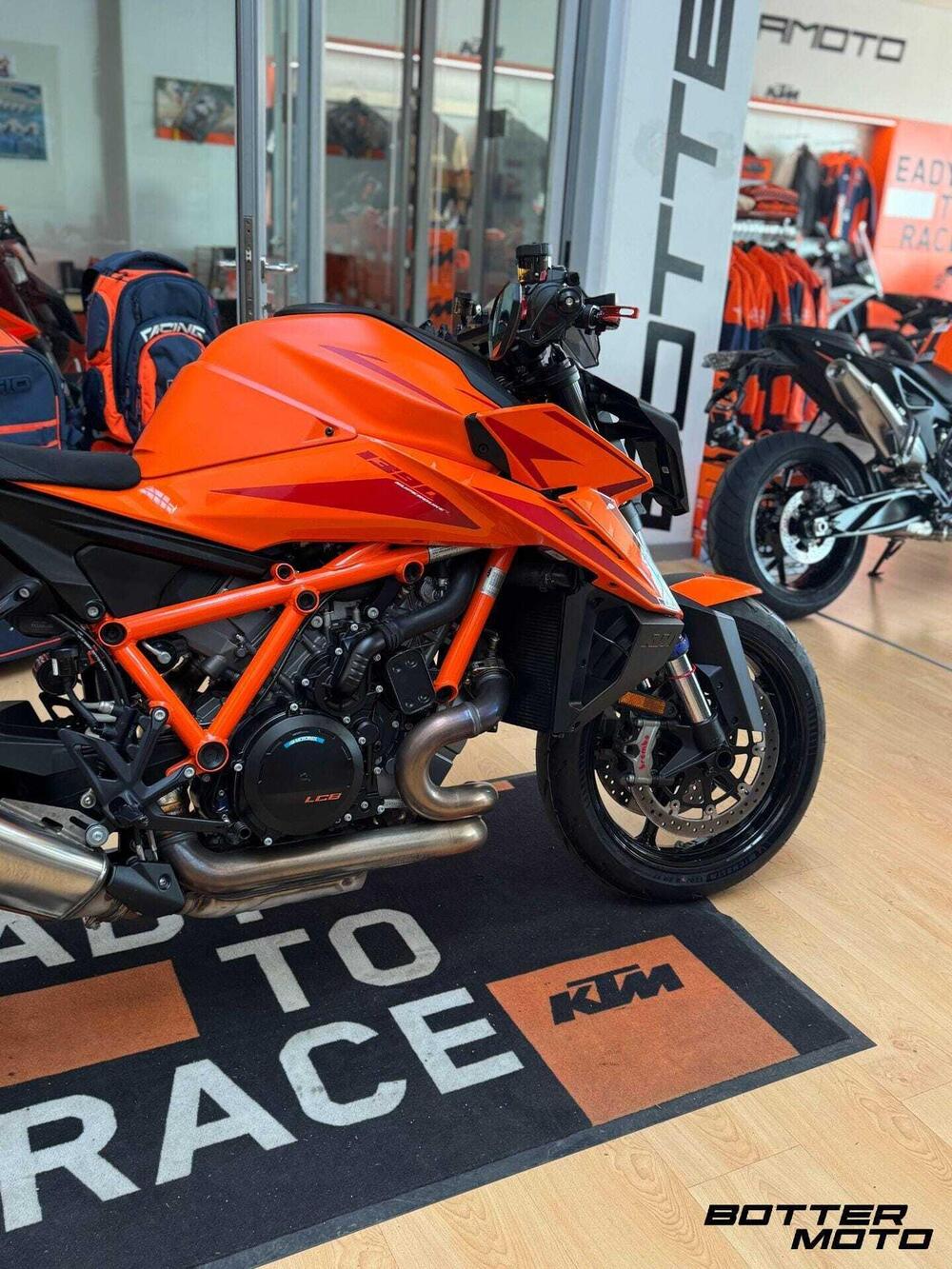 KTM 1390 Super Duke R EVO (2024 - 26) (10)
