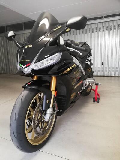 Aprilia RSV4 1100 Factory (2021 - 24) usata