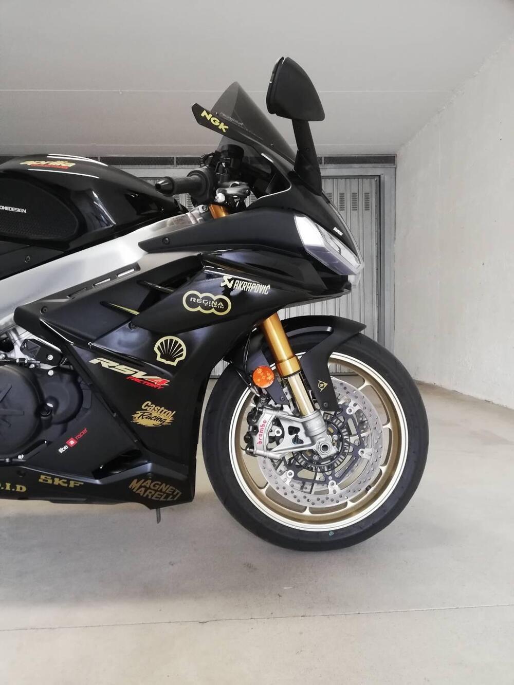 Aprilia RSV4 1100 Factory (2021 - 24) (4)