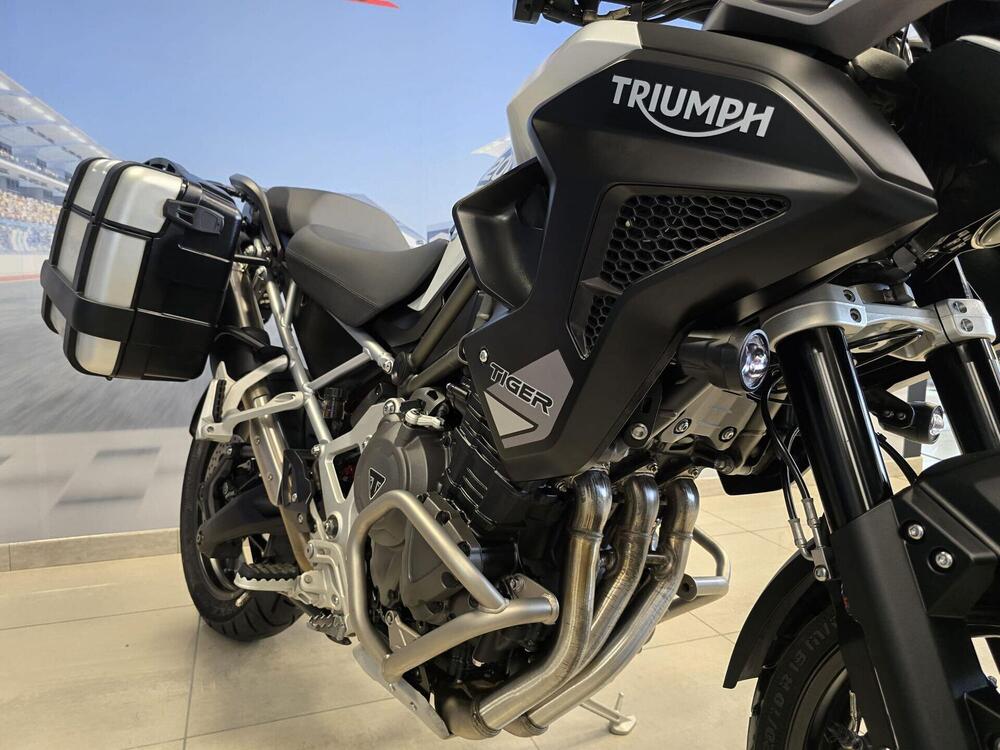 Triumph Tiger 1200 GT Explorer (2022 - 23) (19)