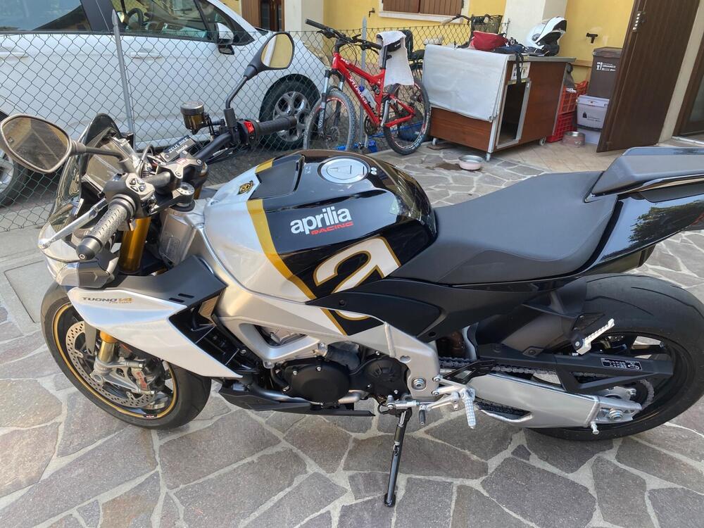 Aprilia Tuono V4 Factory (2021 - 24) (5)