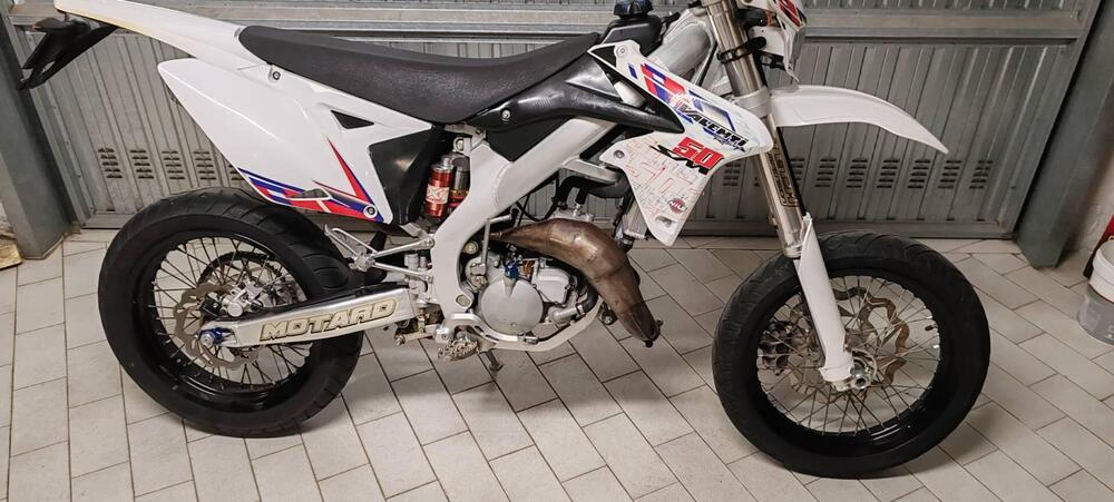 Valenti Racing SM 50 (2015 - 22) (5)